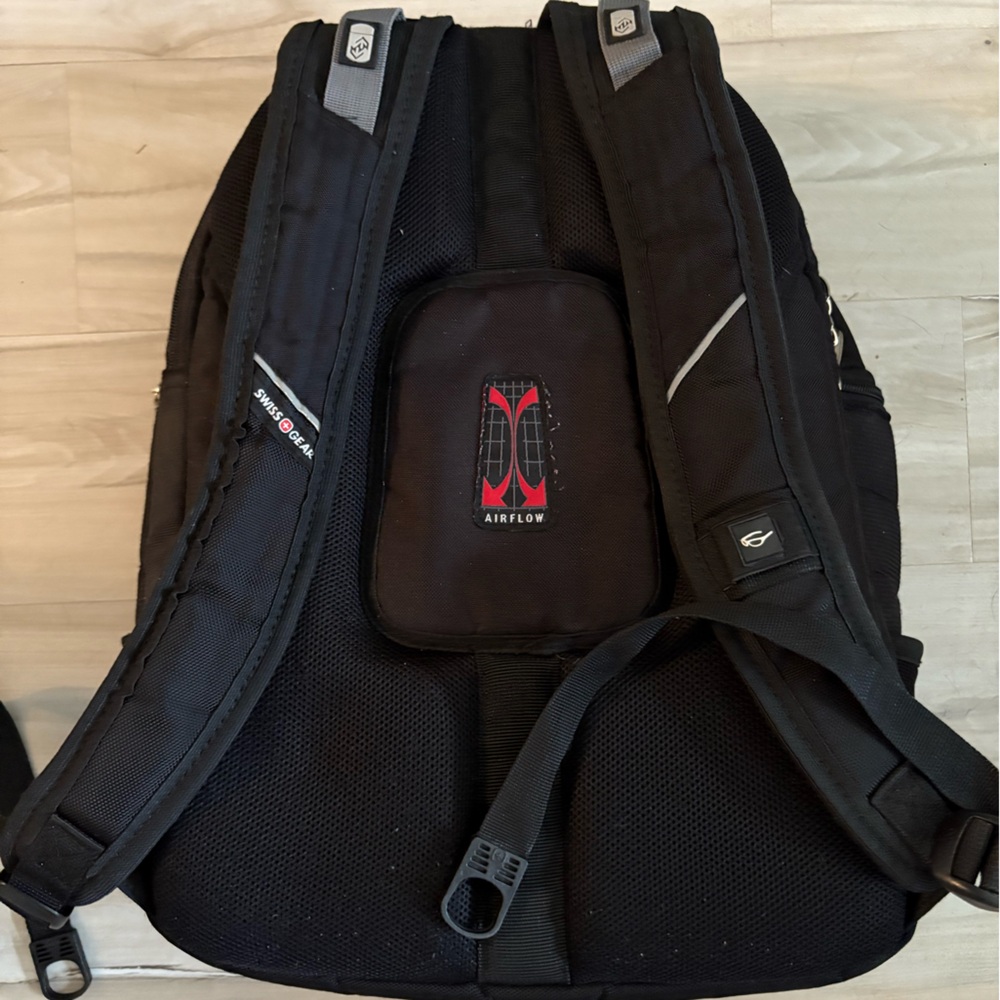 SwissGear Charcoal Backpack with Red Accents - Picture 2 of 8